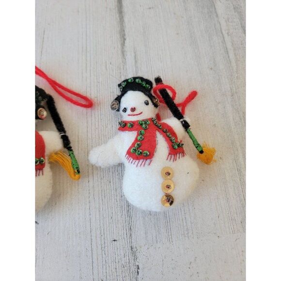 Embroidered felt Frosty Snowman broom top hat ornament Xmas set - Picture 3 of 8